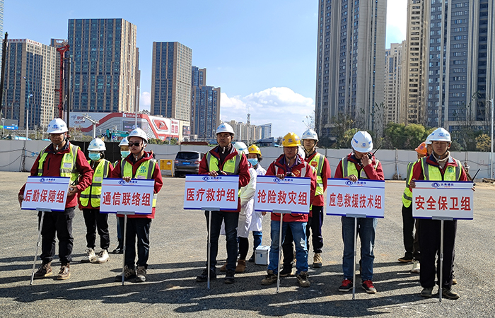 1703813871803037.jpg 小圖現(xiàn)場(chǎng)圖片_(攝影圖片:楊銀龍).jpg